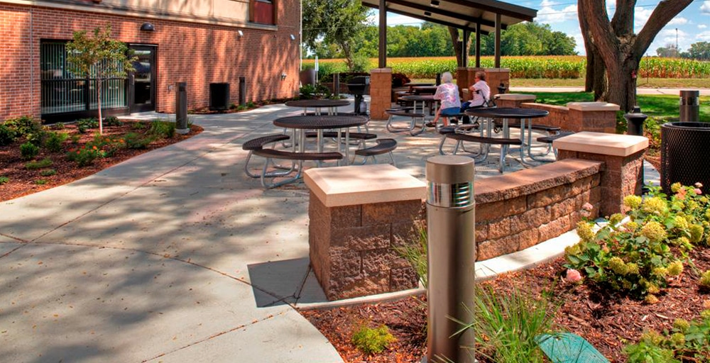 Orness Plaza courtyard