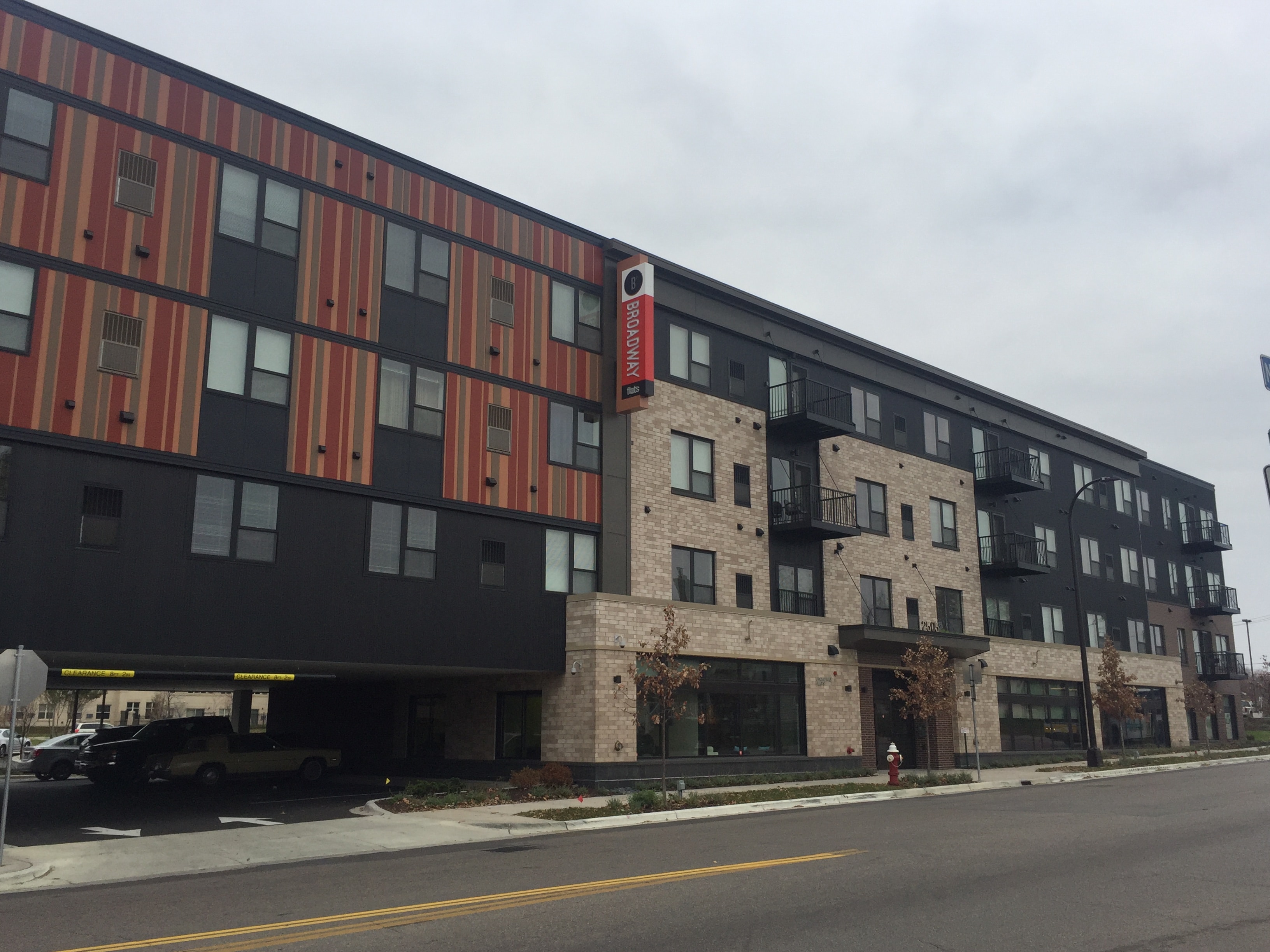 Broadway Flats Apartments